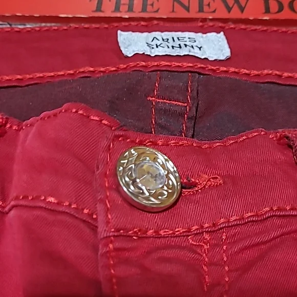 DAYTRIP ARIES RED RHINESTONES SKINNY JEAN - Picture 6 of 15